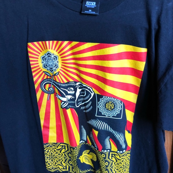 obey graphic tee - Picture 2 of 2